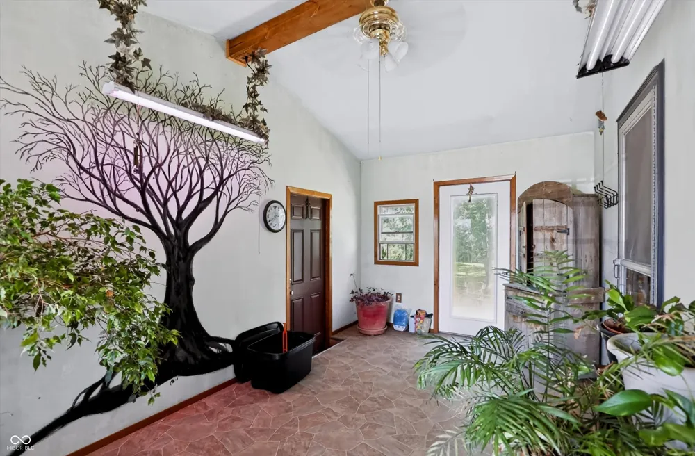 10328 W 100 Kokomo, IN 46901