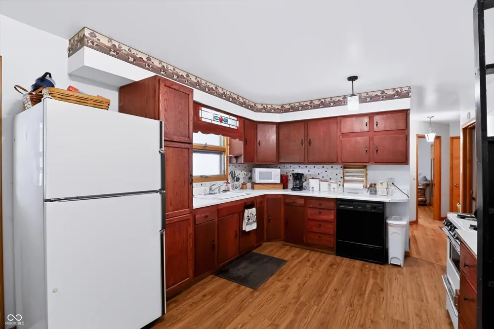 10328 W 100 Kokomo, IN 46901
