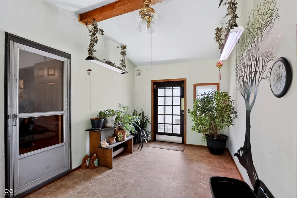 10328 W 100 Kokomo, IN 46901