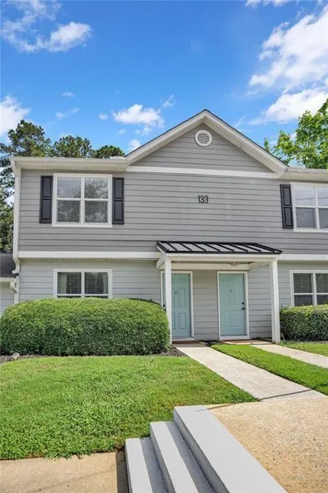 604 Ivey Court #B