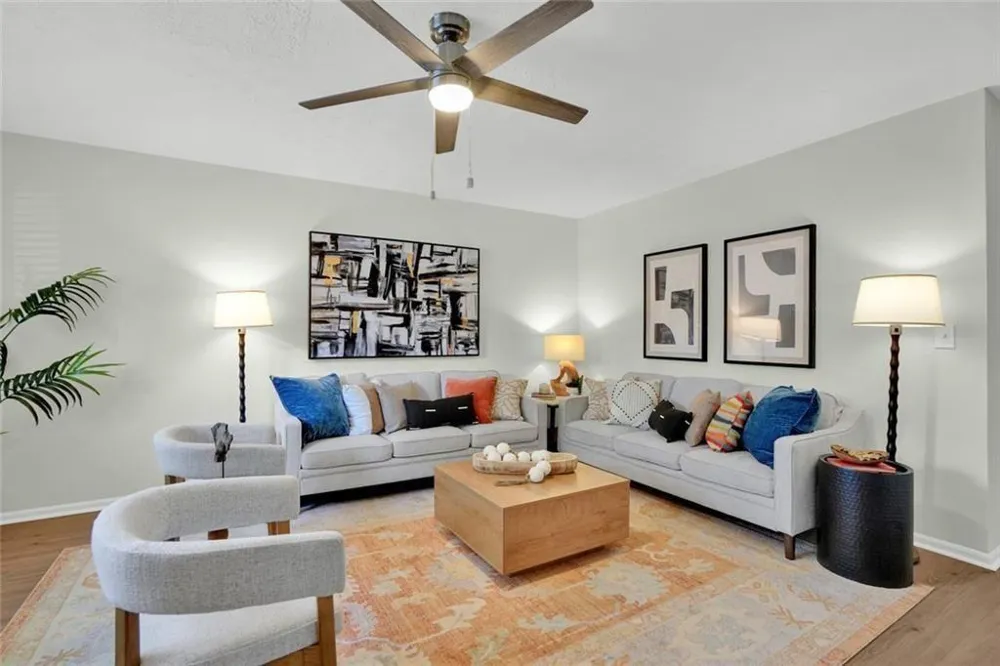 604 Ivey Court #B Woodstock, GA 30188