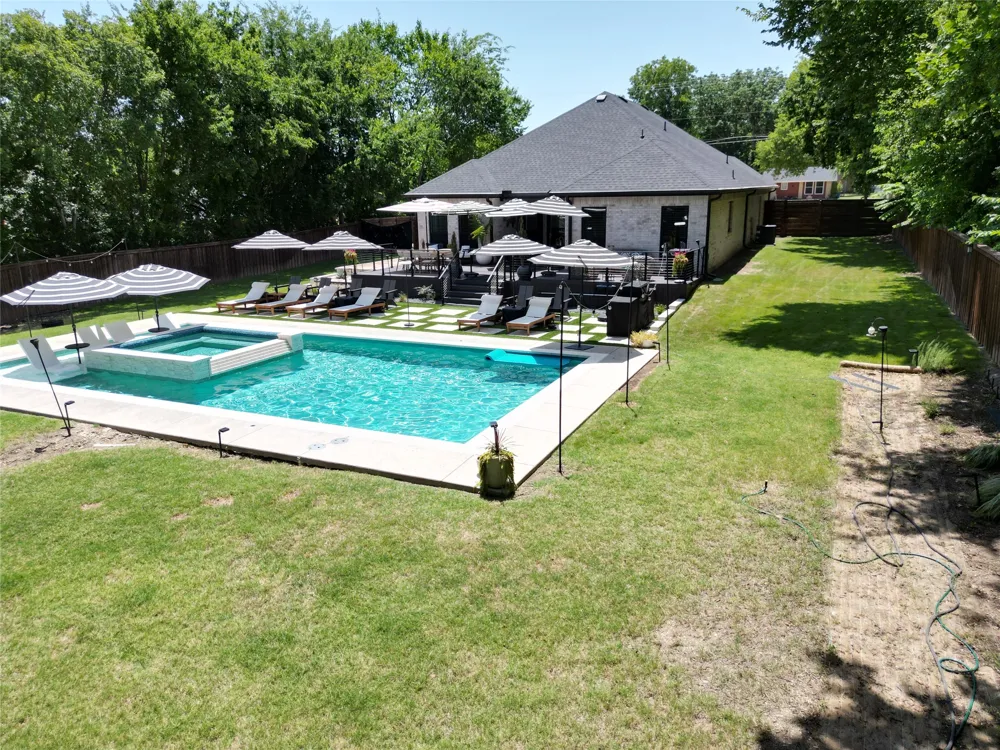 1635 Frederick Street Lancaster, TX 75134