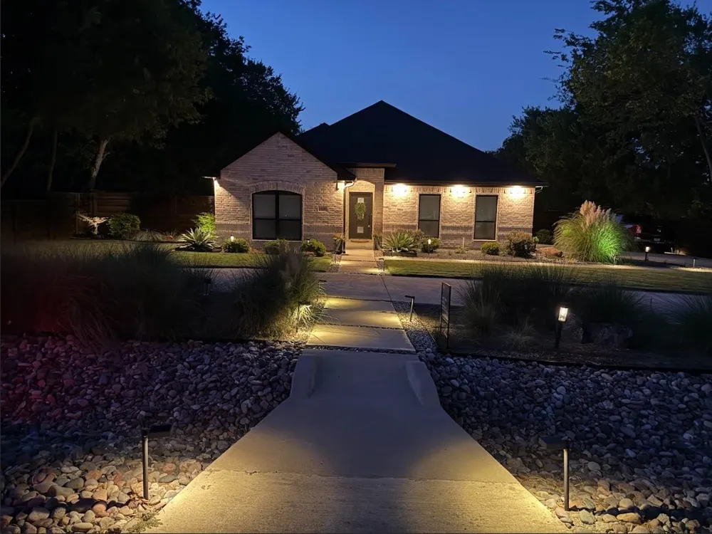 1635 Frederick Street Lancaster, TX 75134