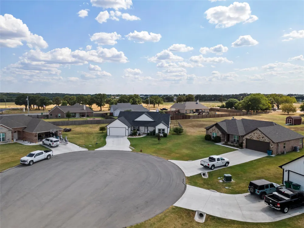 108 Daisy Court Paradise, TX 76073