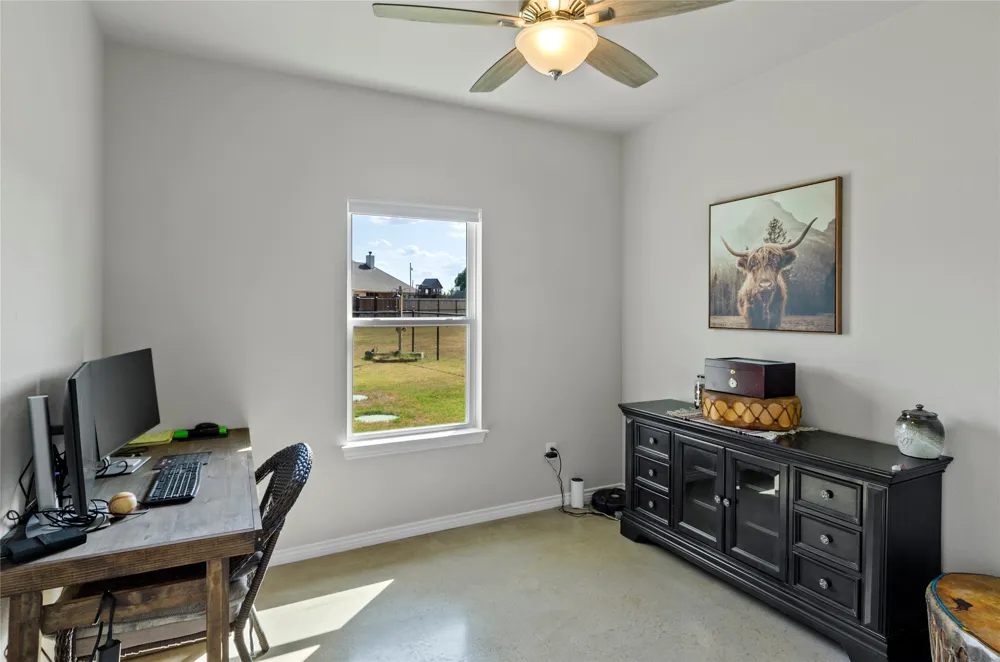 108 Daisy Court Paradise, TX 76073