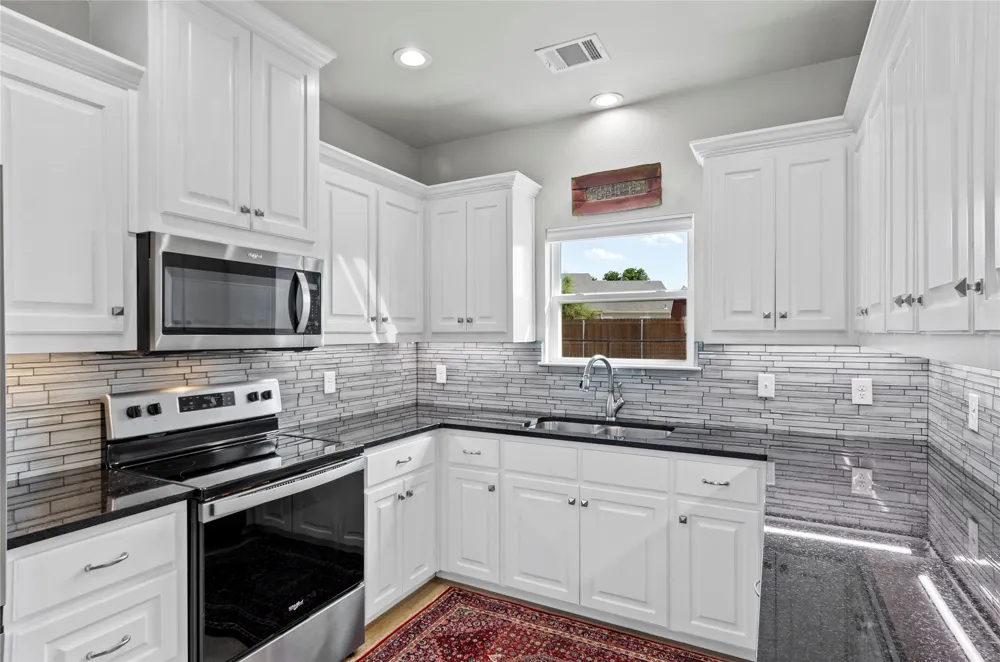 108 Daisy Court Paradise, TX 76073