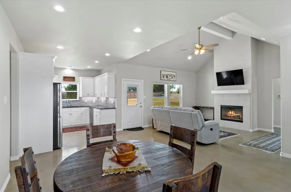 108 Daisy Court Paradise, TX 76073