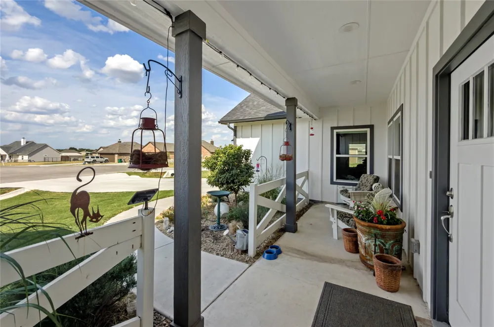 108 Daisy Court Paradise, TX 76073