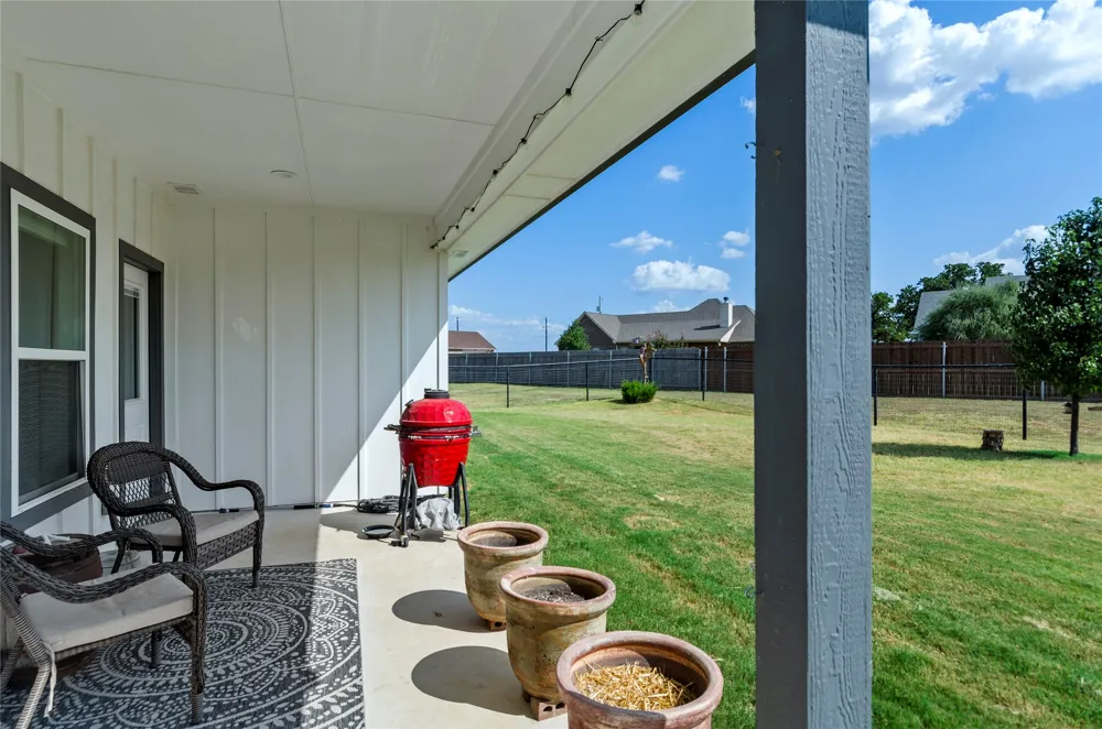 108 Daisy Court Paradise, TX 76073