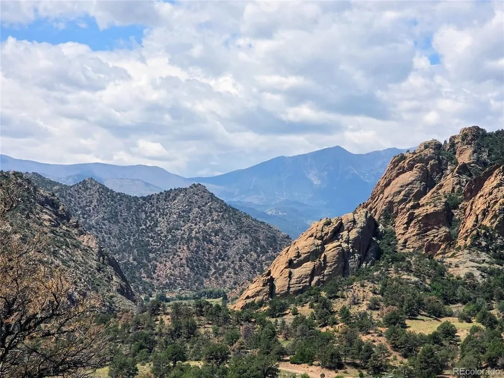 291 County Road 51 Cotopaxi, CO 81223