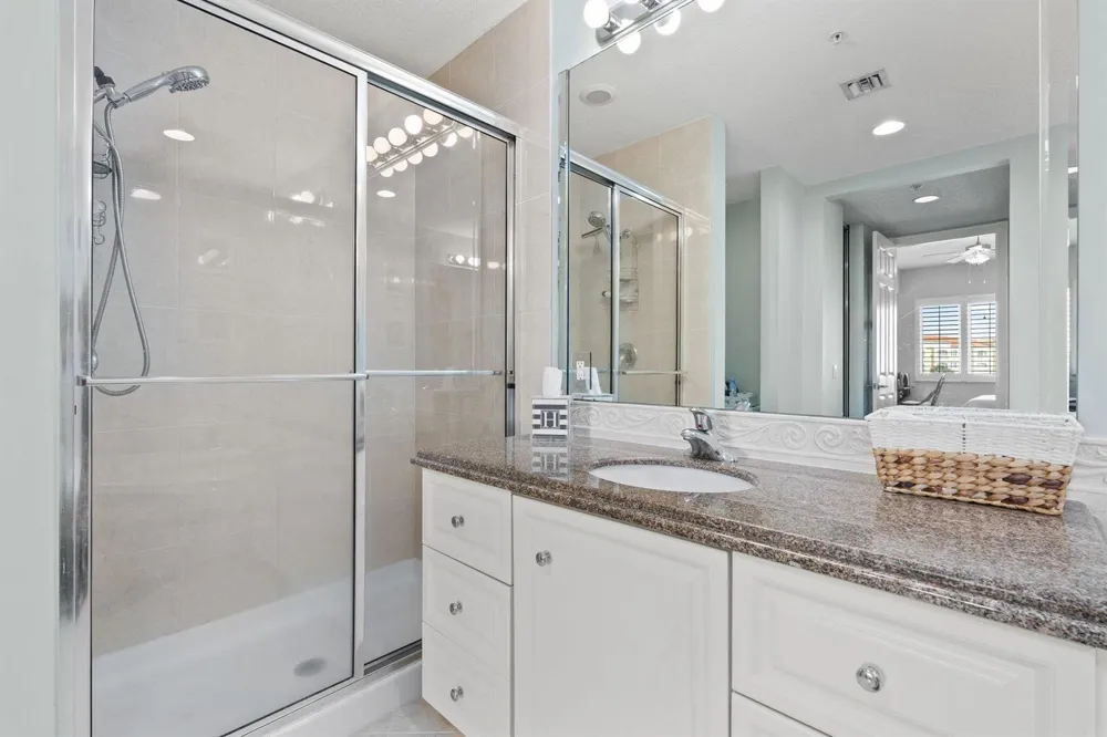 16 Harbour Isle Drive W #303 Fort Pierce, FL 34949