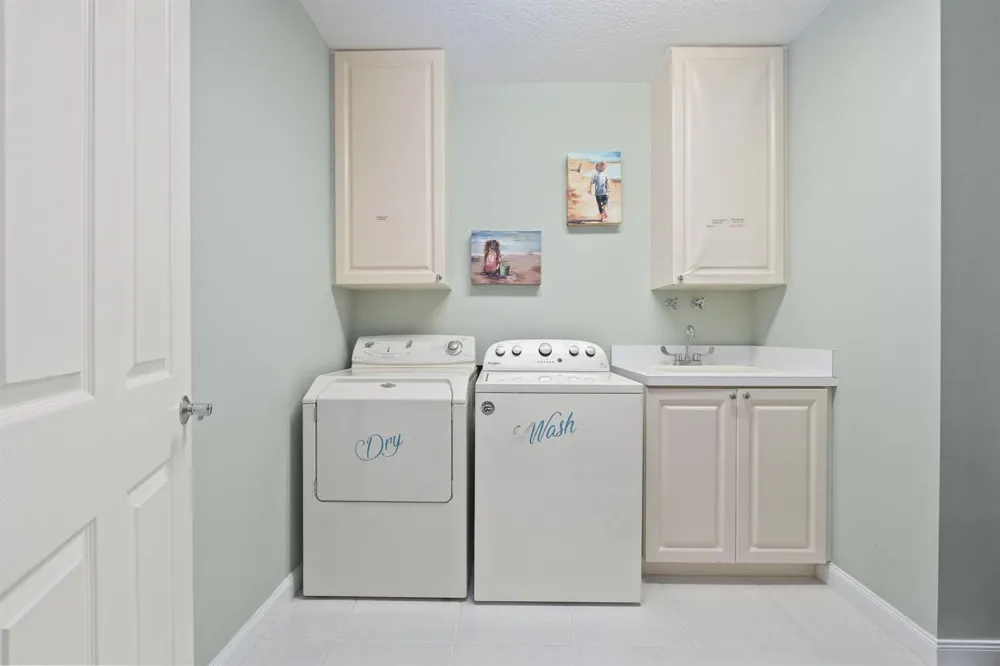 16 Harbour Isle Drive W #303 Fort Pierce, FL 34949