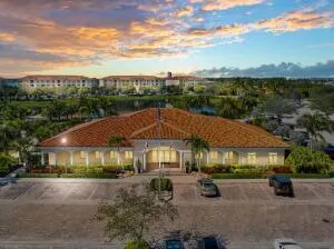 16 Harbour Isle Drive W #303 Fort Pierce, FL 34949