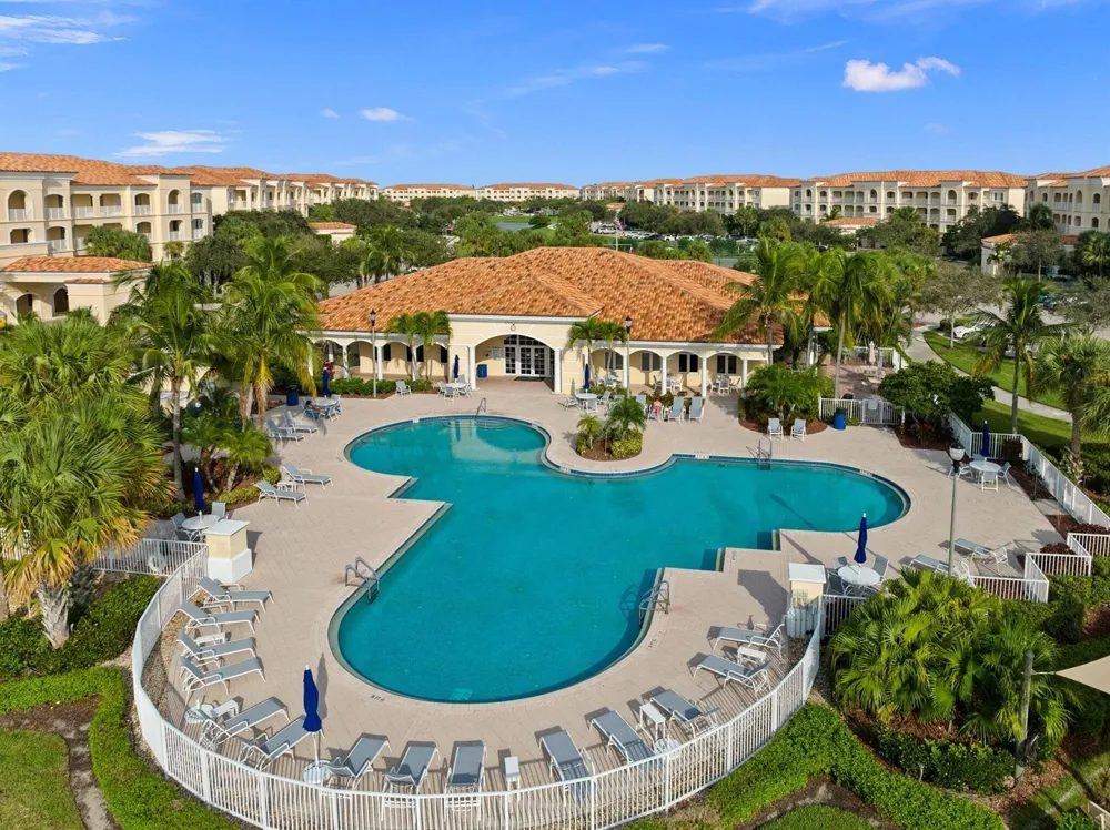 16 Harbour Isle Drive W #303 Fort Pierce, FL 34949