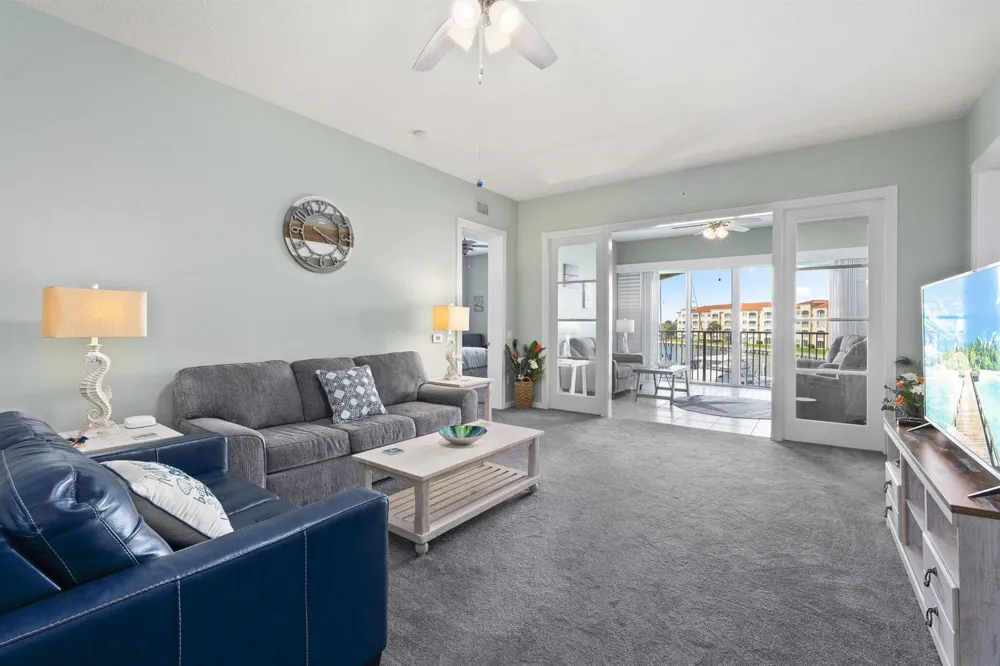 16 Harbour Isle Drive W #303 Fort Pierce, FL 34949