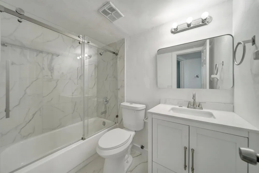 6001 NW 61st Avenue #112 Tamarac, FL 33319
