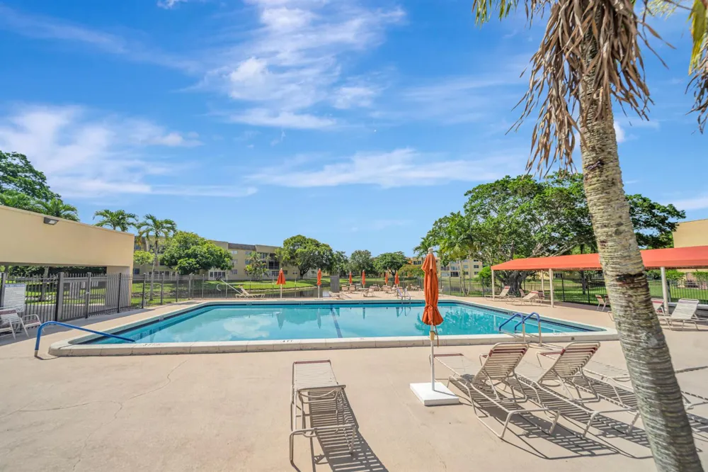 6001 NW 61st Avenue #112 Tamarac, FL 33319