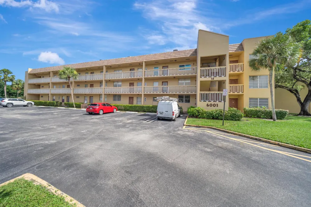 6001 NW 61st Avenue #112 Tamarac, FL 33319