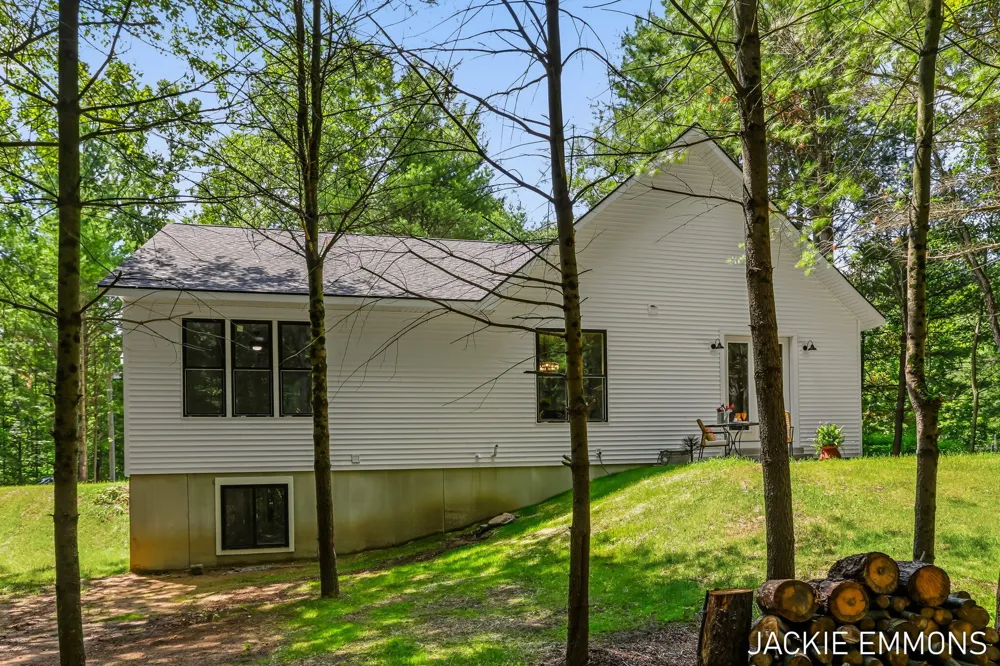 22672 W Kendaville Road Pierson Township, MI 49339