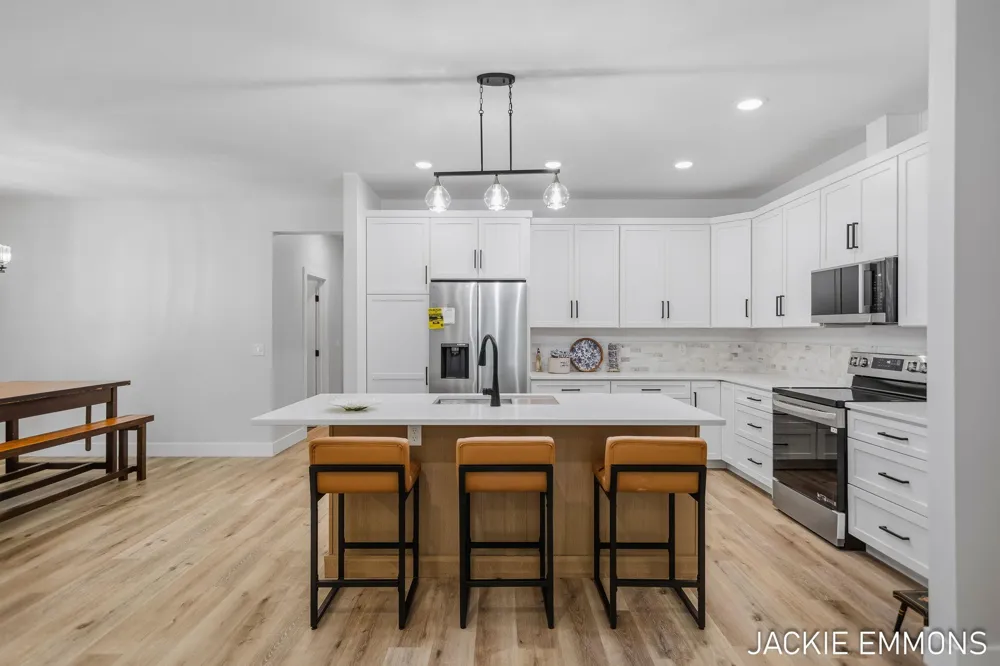 22672 W Kendaville Road Pierson Township, MI 49339
