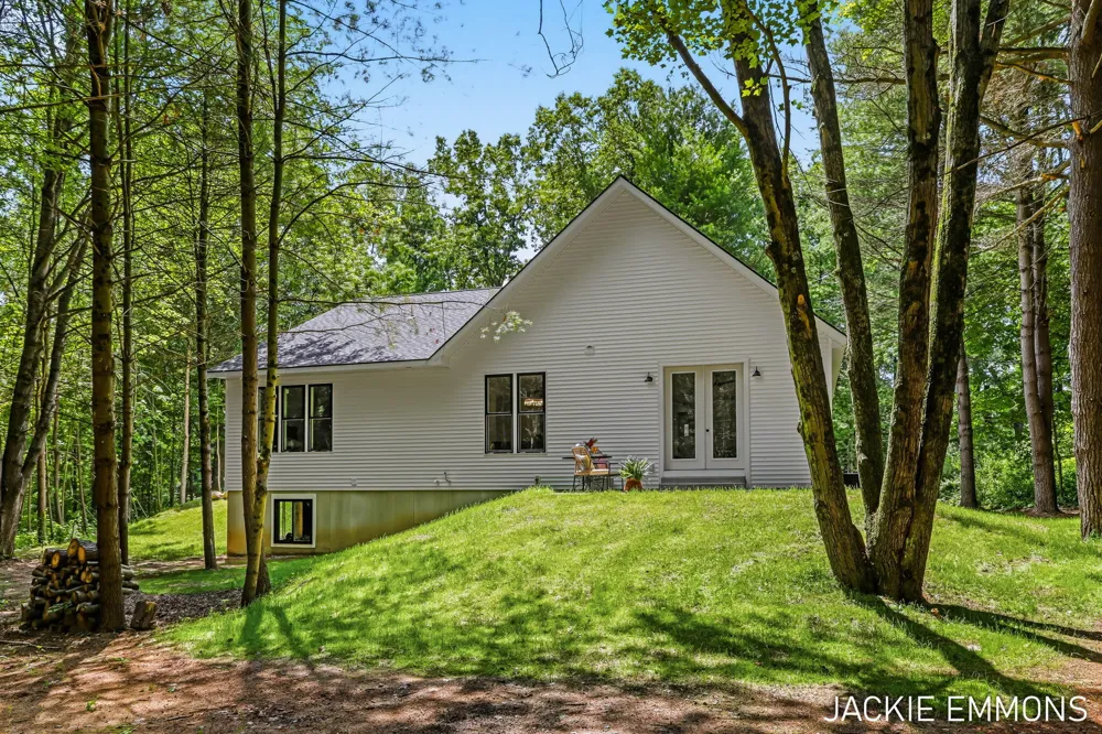 22672 W Kendaville Road Pierson Township, MI 49339