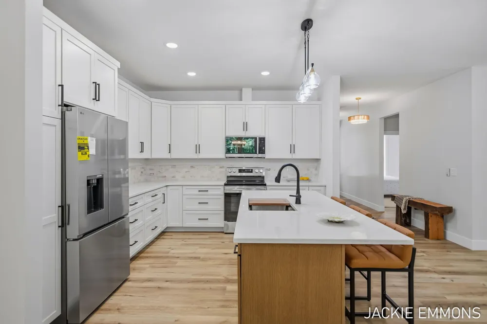 22672 W Kendaville Road Pierson Township, MI 49339