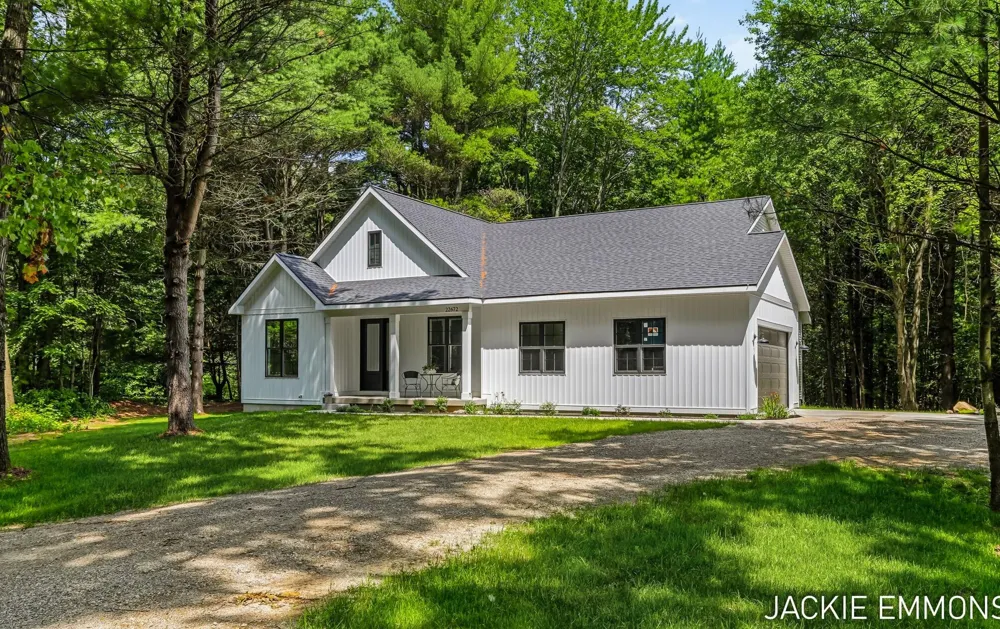 22672 W Kendaville Road Pierson Township, MI 49339