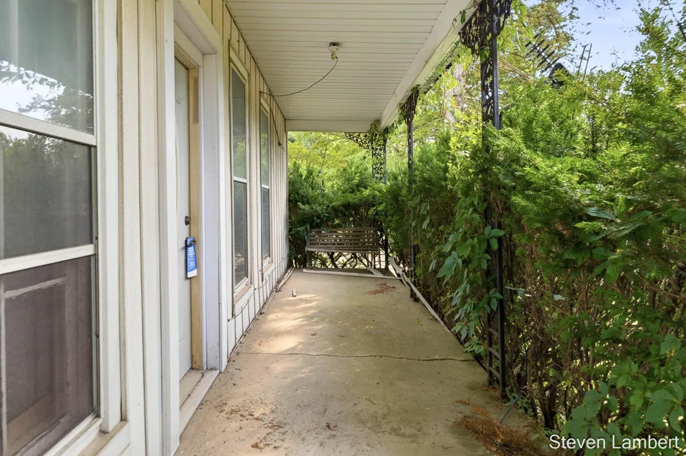 8757 M-40 Pine Grove Township, MI 49055