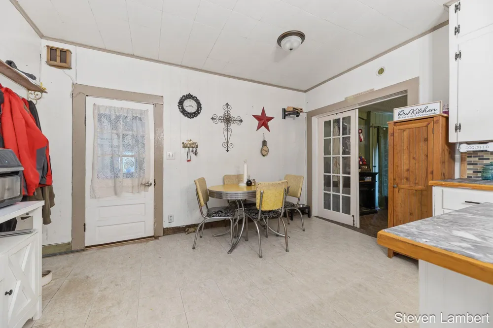 8757 M-40 Pine Grove Township, MI 49055
