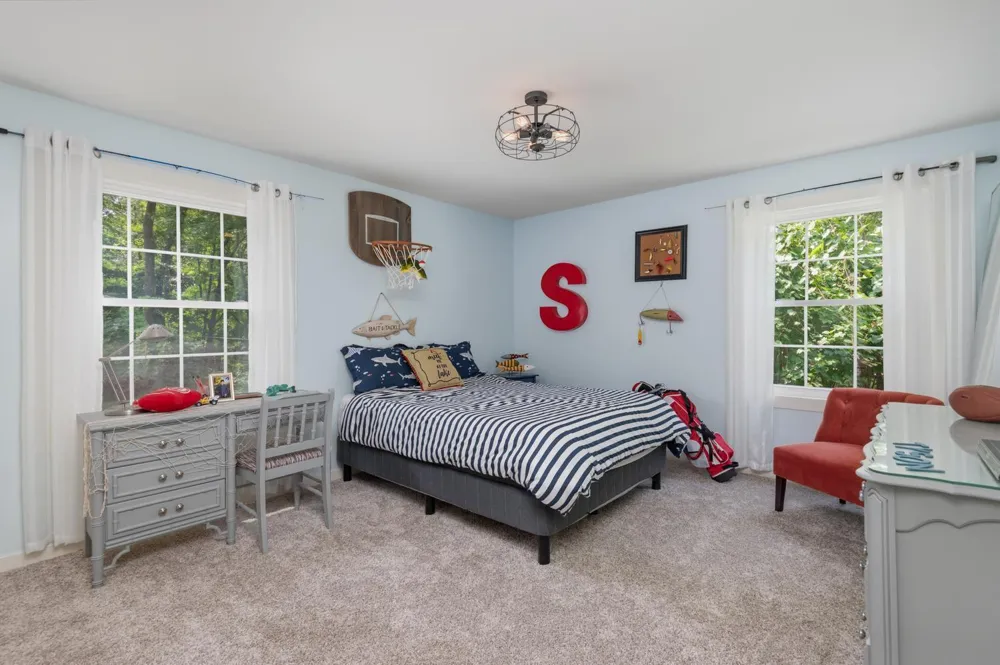 2530 Old Beach Road Wayzata, MN 55391