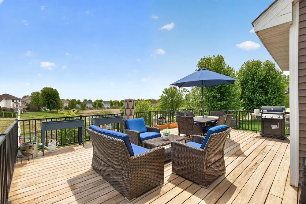 6698 Mackenzie Avenue NE Albertville, MN 55301