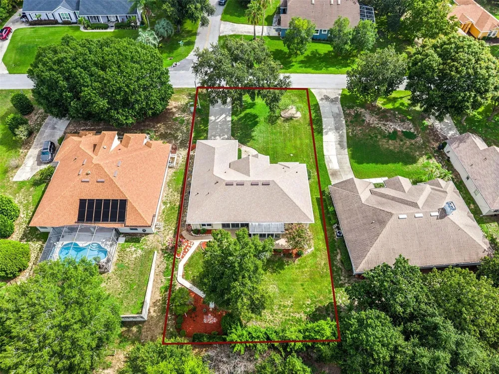 10308 CALLE DE FLORES DRIVE Clermont, FL 34711