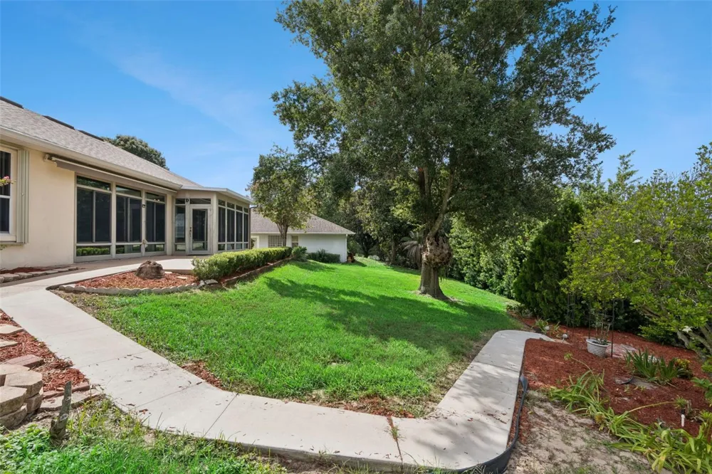 10308 CALLE DE FLORES DRIVE Clermont, FL 34711