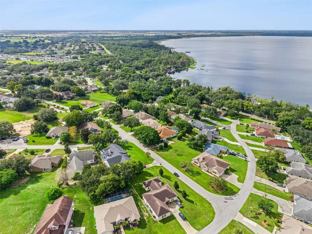 10308 CALLE DE FLORES DRIVE Clermont, FL 34711