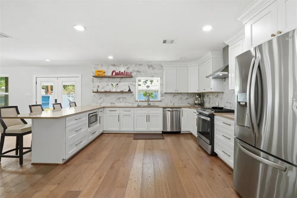 10819 Burdine Street Houston, TX 77096