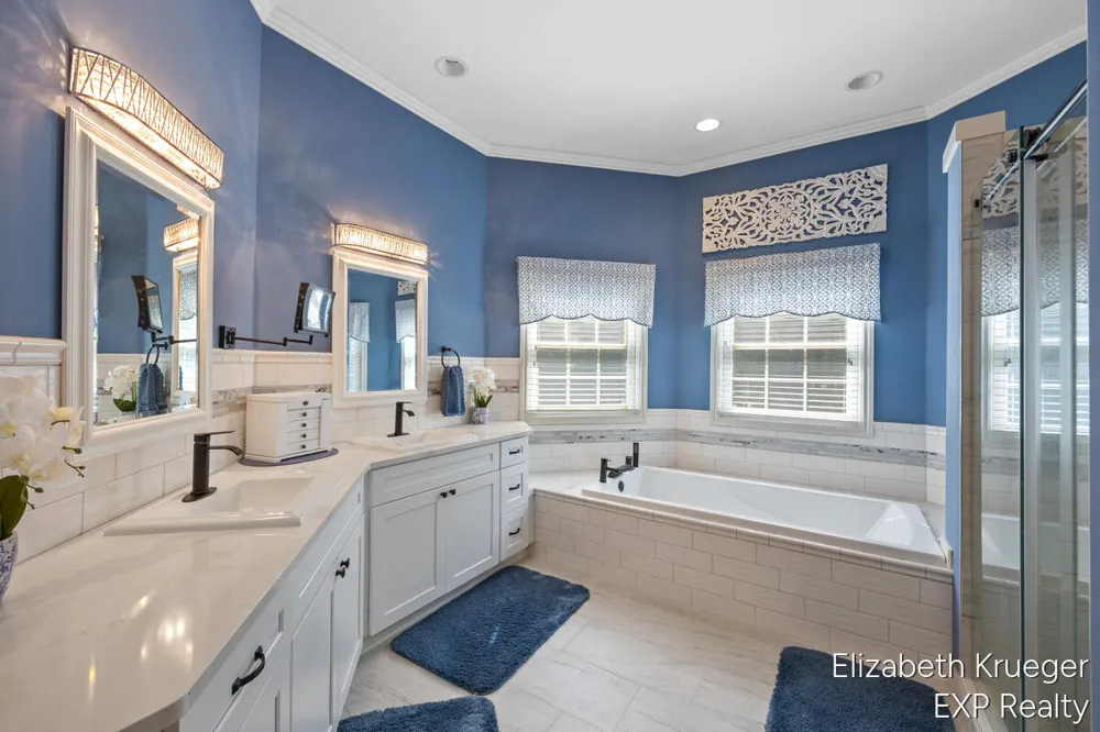 8350 Winterforest Drive NE Rockford, MI 49341