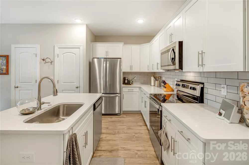 30 Walnut Springs Drive Asheville, NC 28804