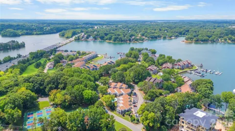 757 Southwest Drive #8