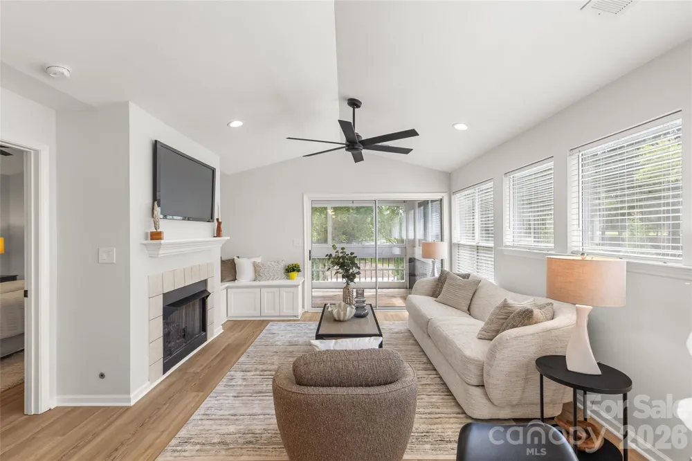 757 Southwest Drive #8 Davidson, NC 28036