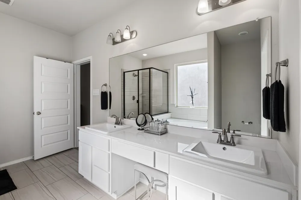 3512 Harbour Mist Trail Denton, TX 76208