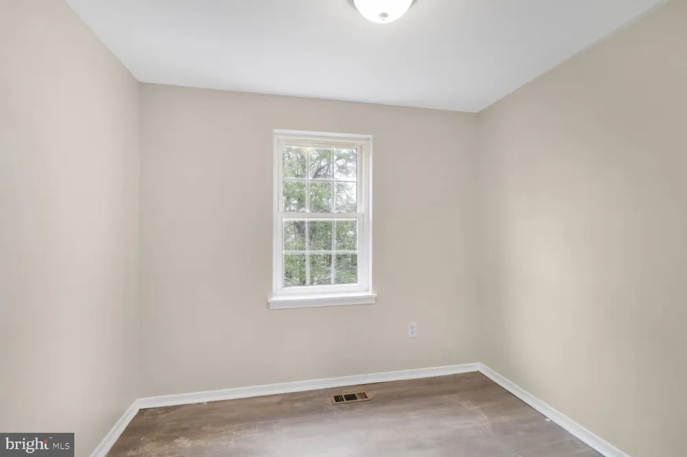 8507 CASTLEMILL CIRCLE Nottingham, MD 21236