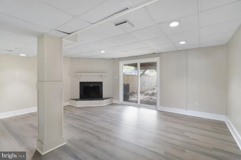 8507 CASTLEMILL CIRCLE Nottingham, MD 21236