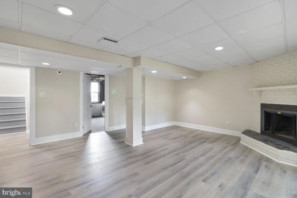 8507 CASTLEMILL CIRCLE Nottingham, MD 21236
