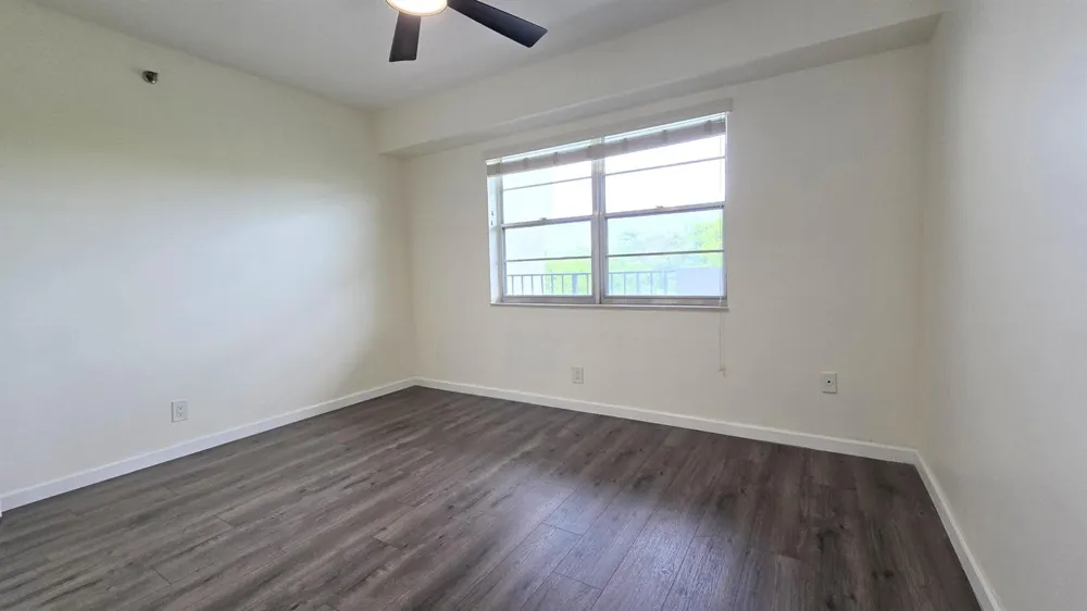 3100 W ROLLING HILLS CIRCLE #609 Davie, FL 33328
