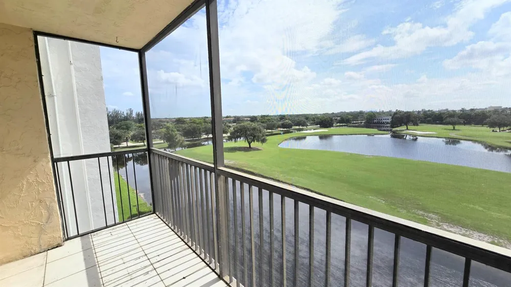 3100 W ROLLING HILLS CIRCLE #609 Davie, FL 33328