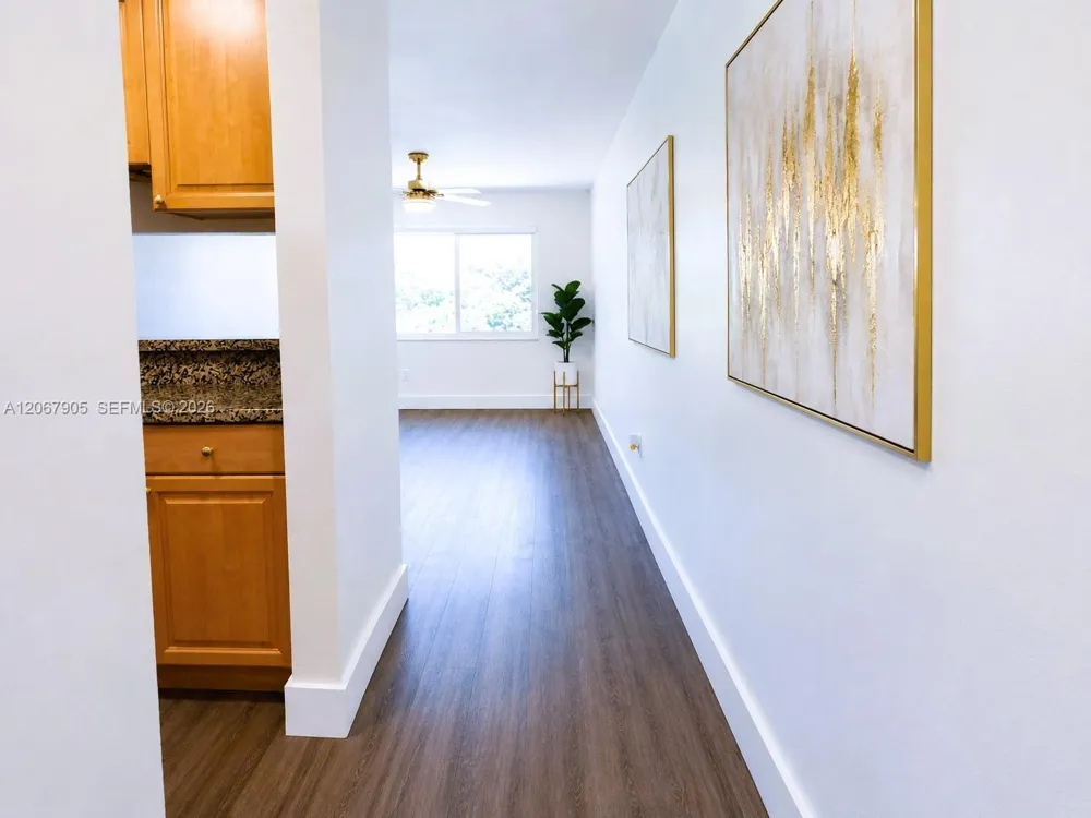 1945 NW 29th St #Unit 8 Miami, FL 33142