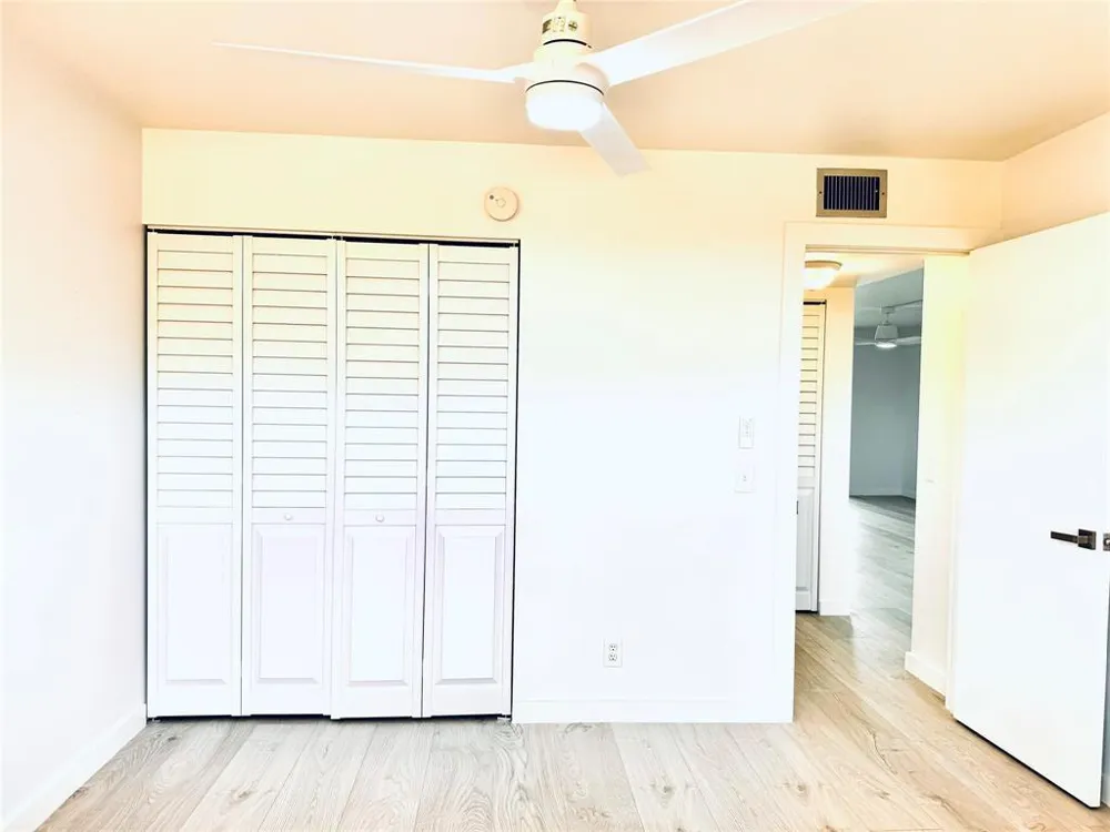 111 LAKE EMERALD DRIVE #407 Oakland Park, FL 33309