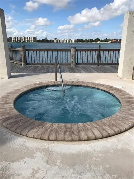 111 LAKE EMERALD DRIVE #407 Oakland Park, FL 33309