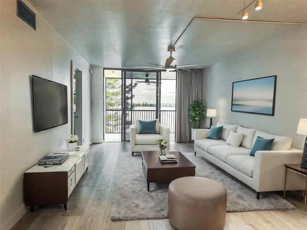 111 LAKE EMERALD DRIVE #407 Oakland Park, FL 33309