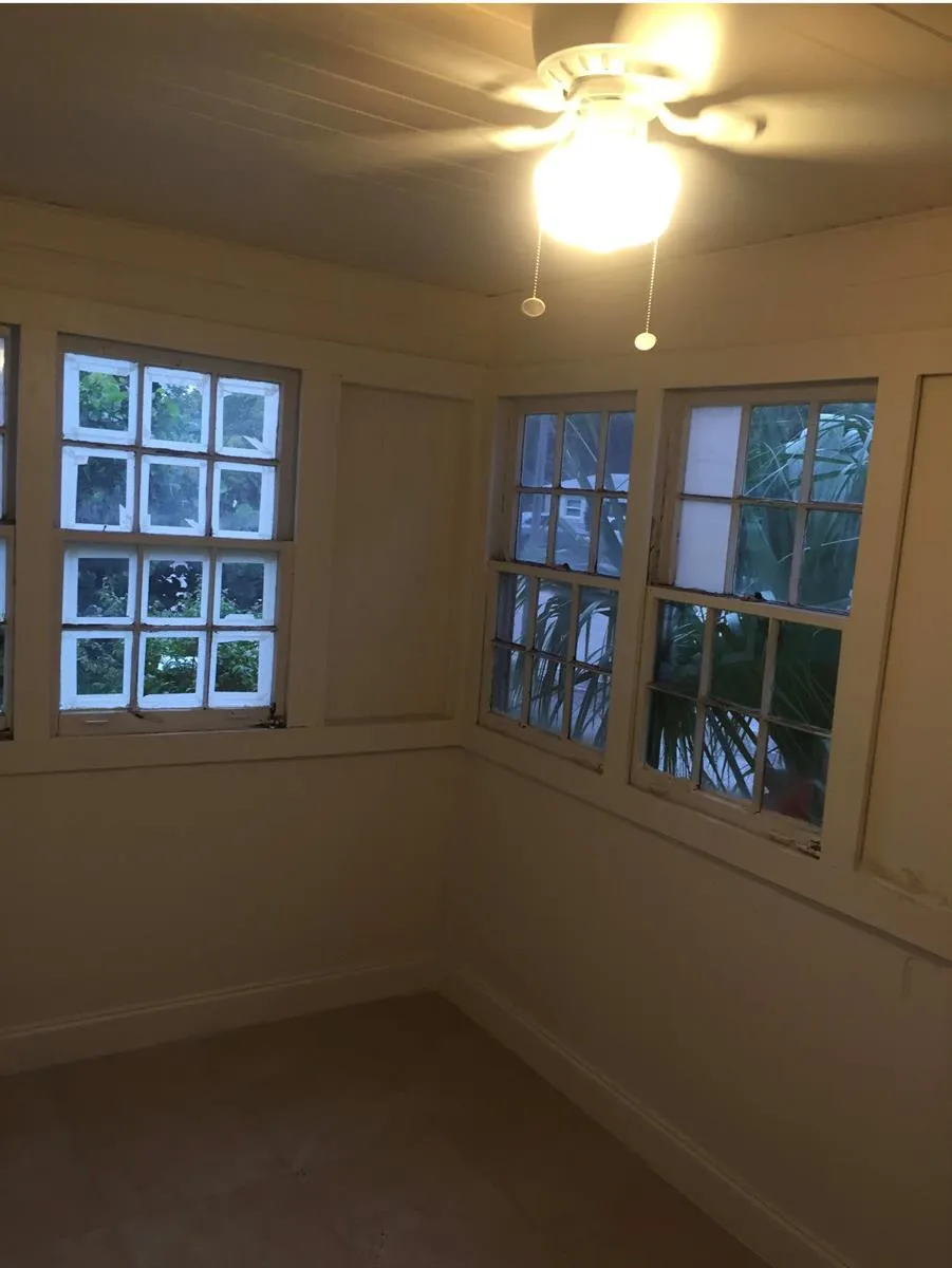 729 S 11th Street Fort Pierce, FL 34950